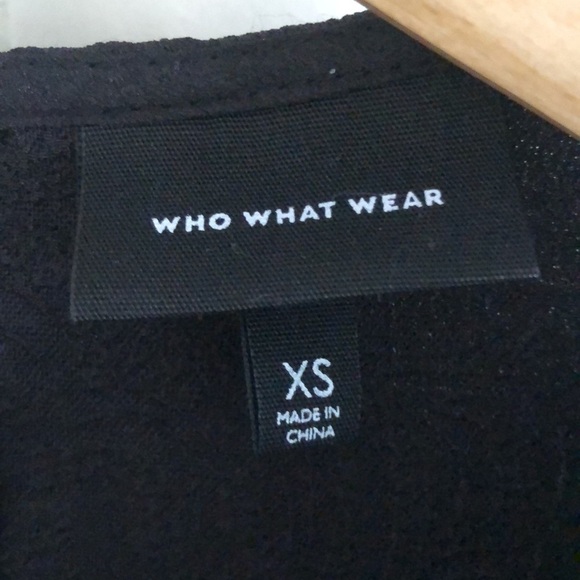 WHO WHAT WEAR | Black baby doll dress - Picture 5 of 7